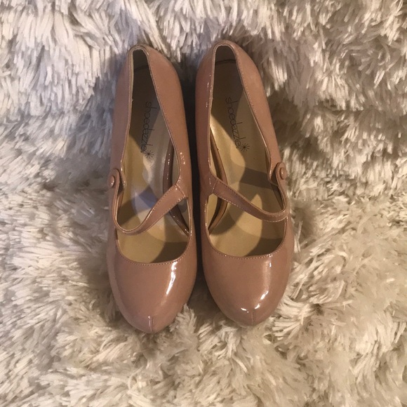 Shoedazzle wedges - Picture 1 of 7